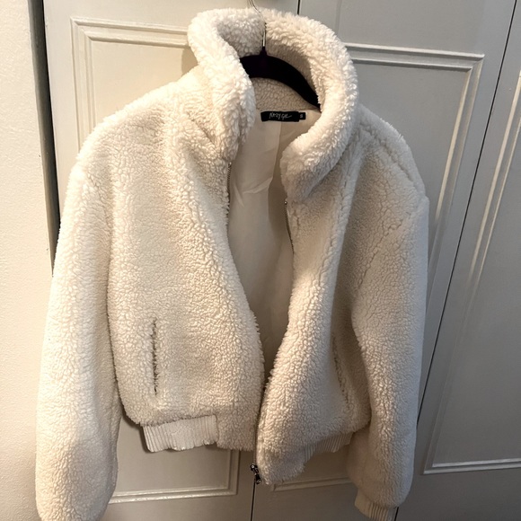 Small white teddy jacket from Nasty Gal - Picture 1 of 4